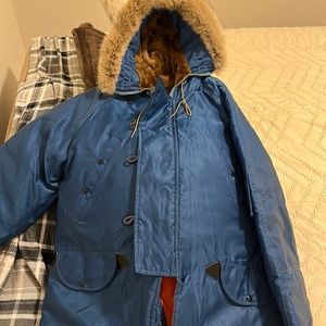 listing-status-banner